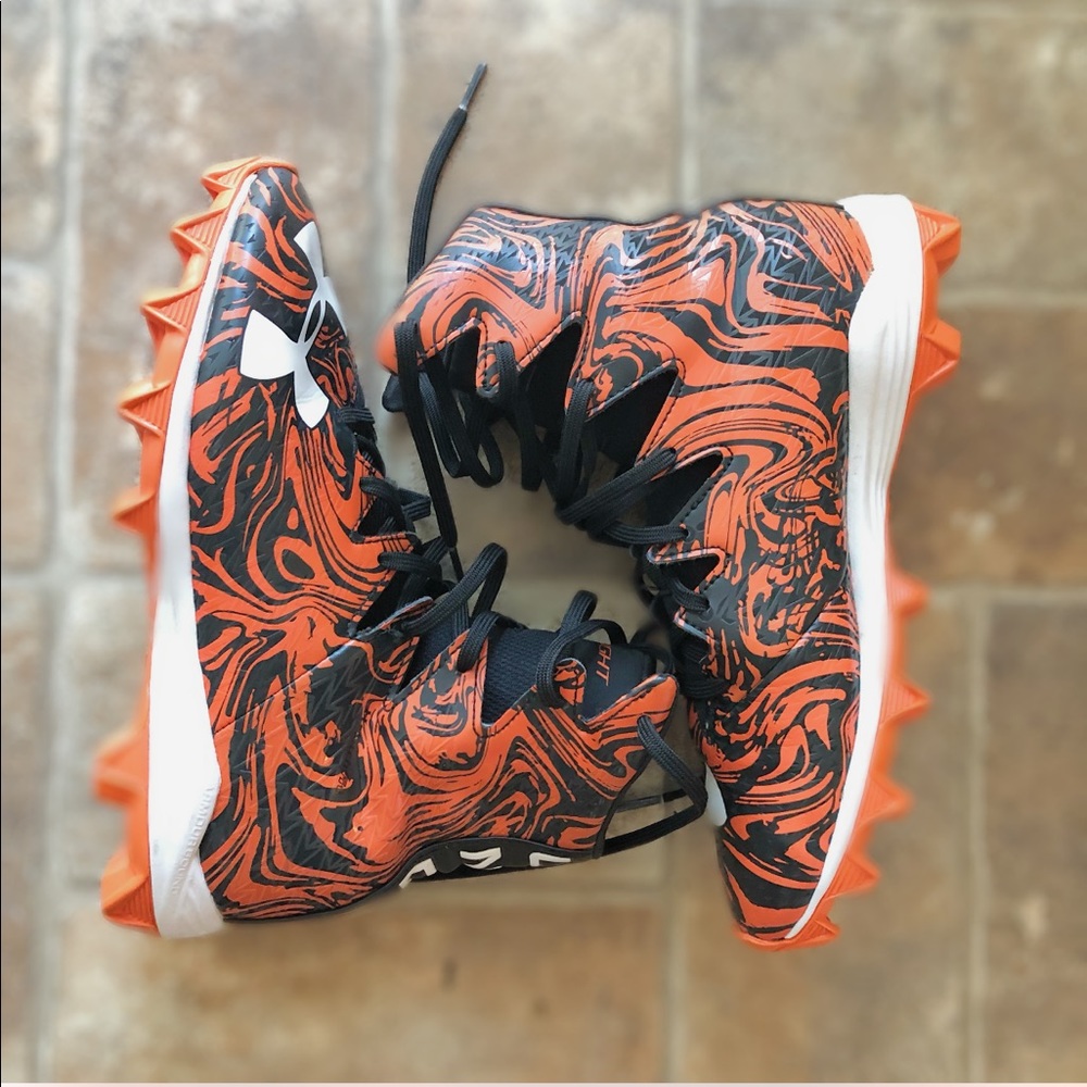 🎉HP🎉 Under Armour Football Cleats